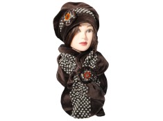 ENSEMBLE  Béret et écharpe en VELOURS - Coloris chocolat et laine plumetis coordonnée - Jolie fleur agrémentée d'un bouton